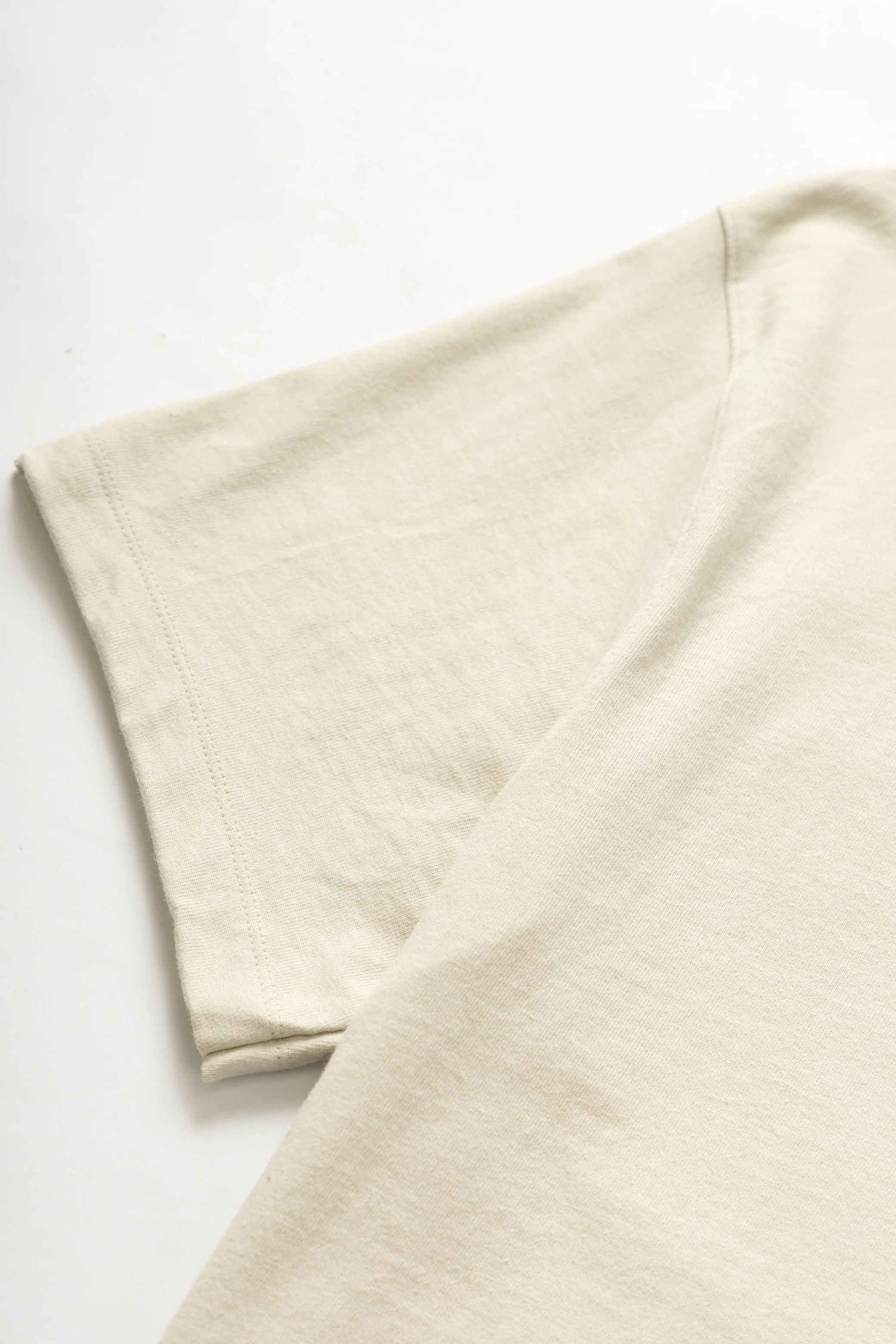 Hanes - Oversized Beefy-T 6oz T-Shirt - Sand - Image 4