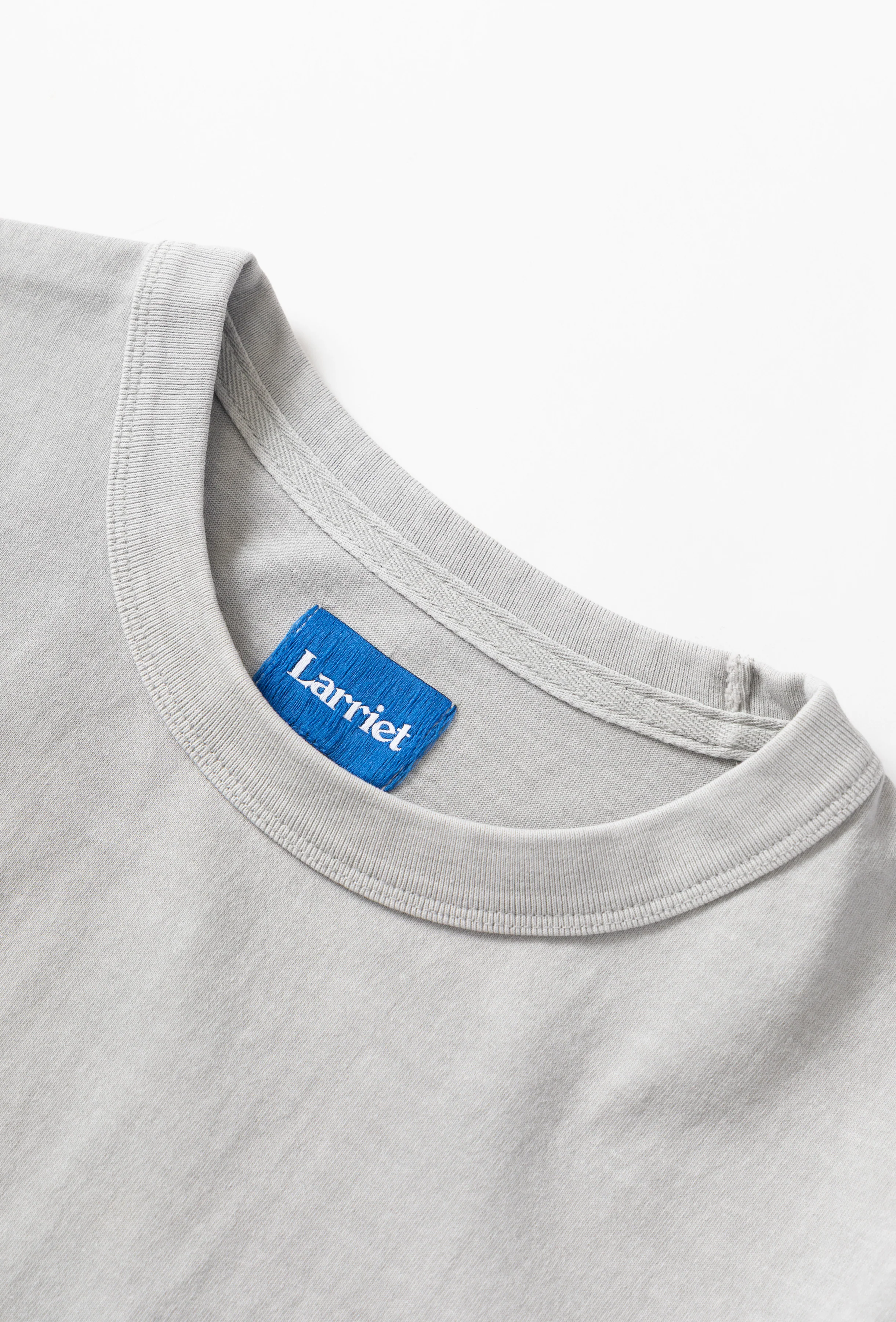 Larriet - Blind Tee - Grey - Image 5