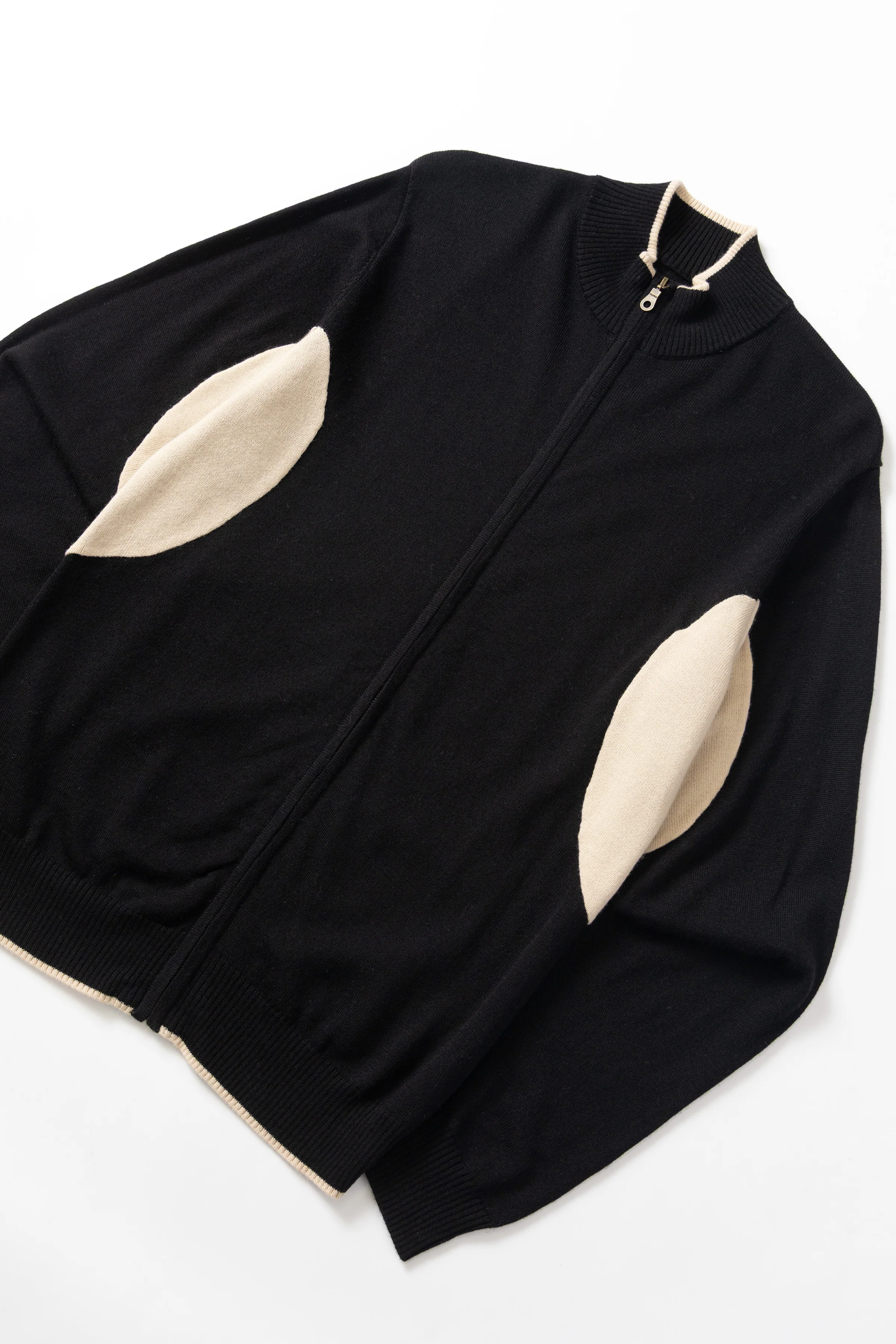 Larriet - Gains Knit - Black - Image 4