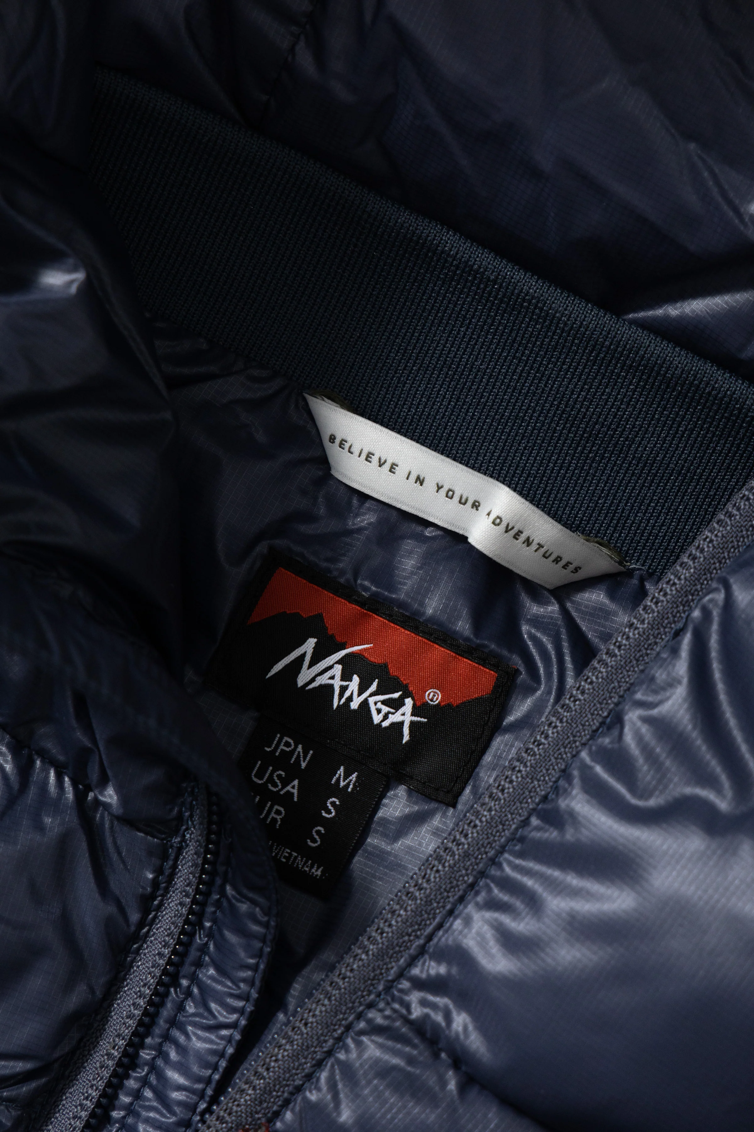 Nanga - Mountain Lodge Down Hoodie Jacket - Navy - Image 11