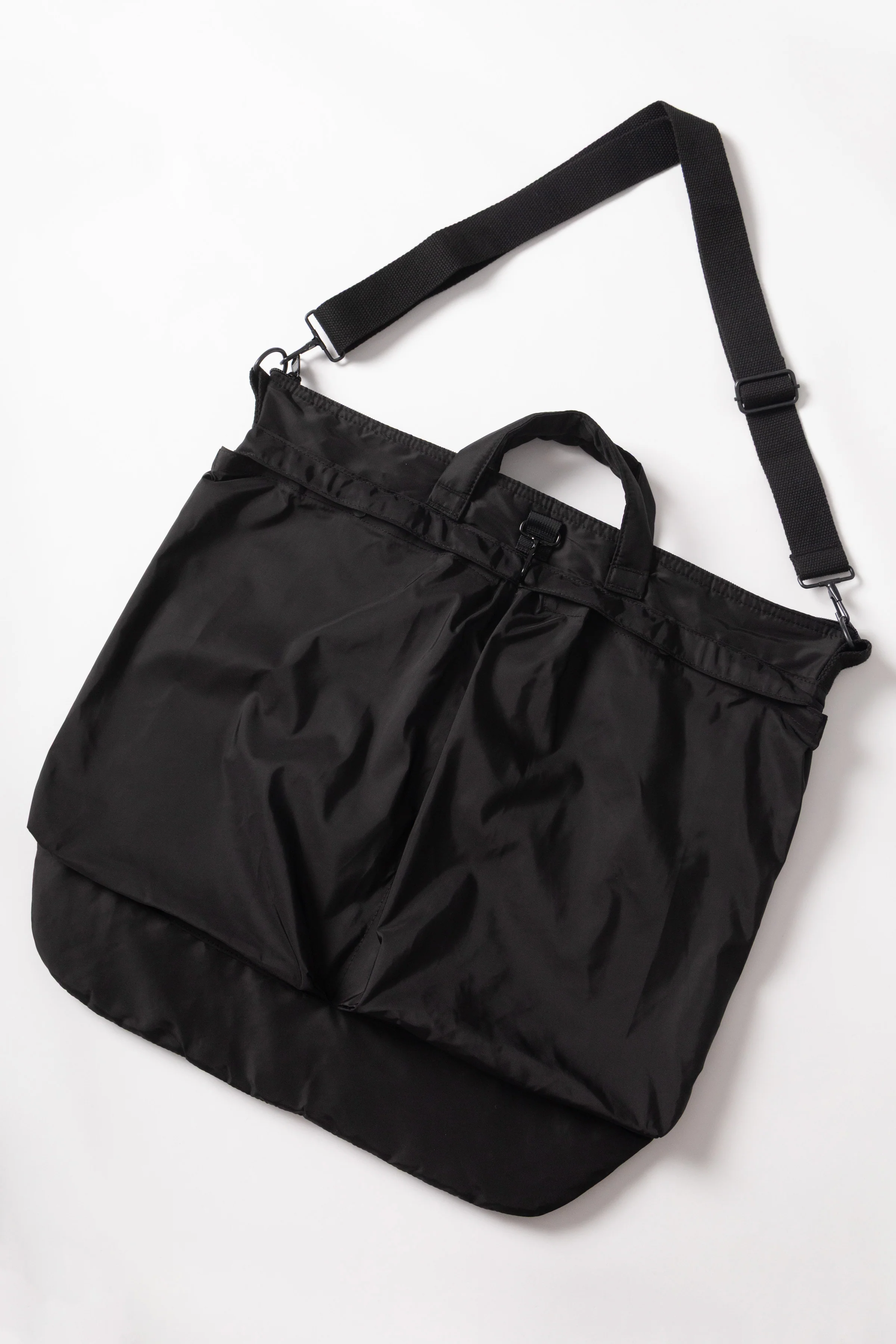 Non Stock MFG - Quilted Nylon Helmet Bag - Black - Image 2