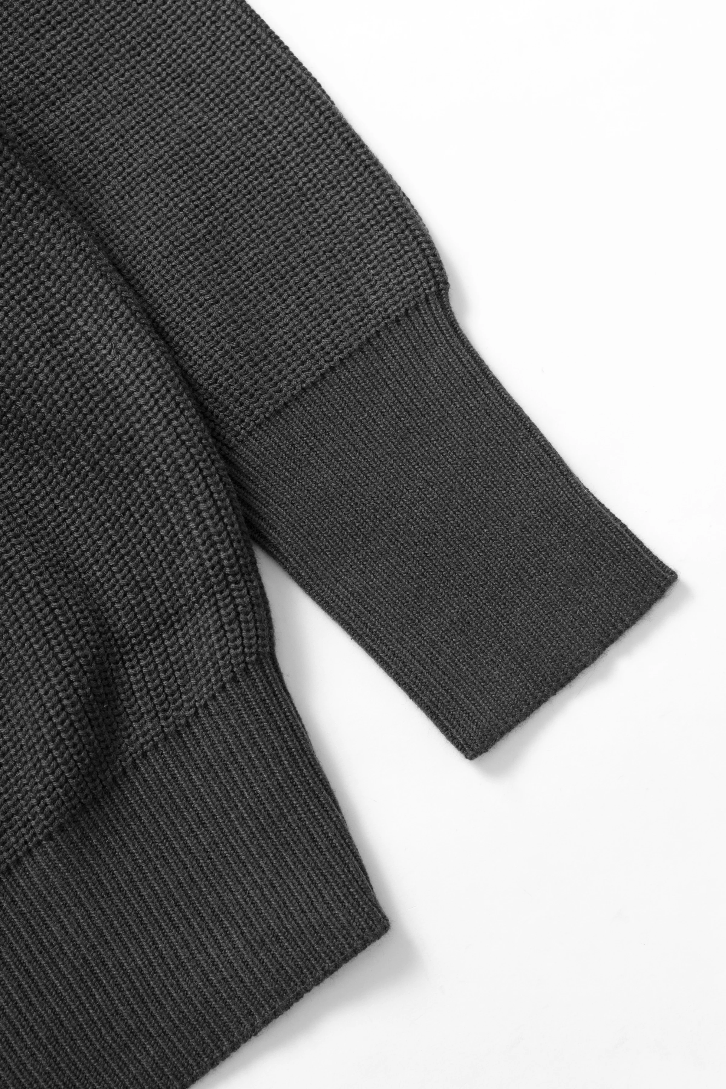 Okonkwo MFG - Knitted Jumper - Grey - Image 4