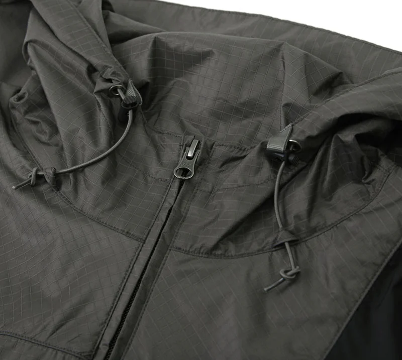 Outstanding & Co. - 80's Mountain Parka - Black - Image 4