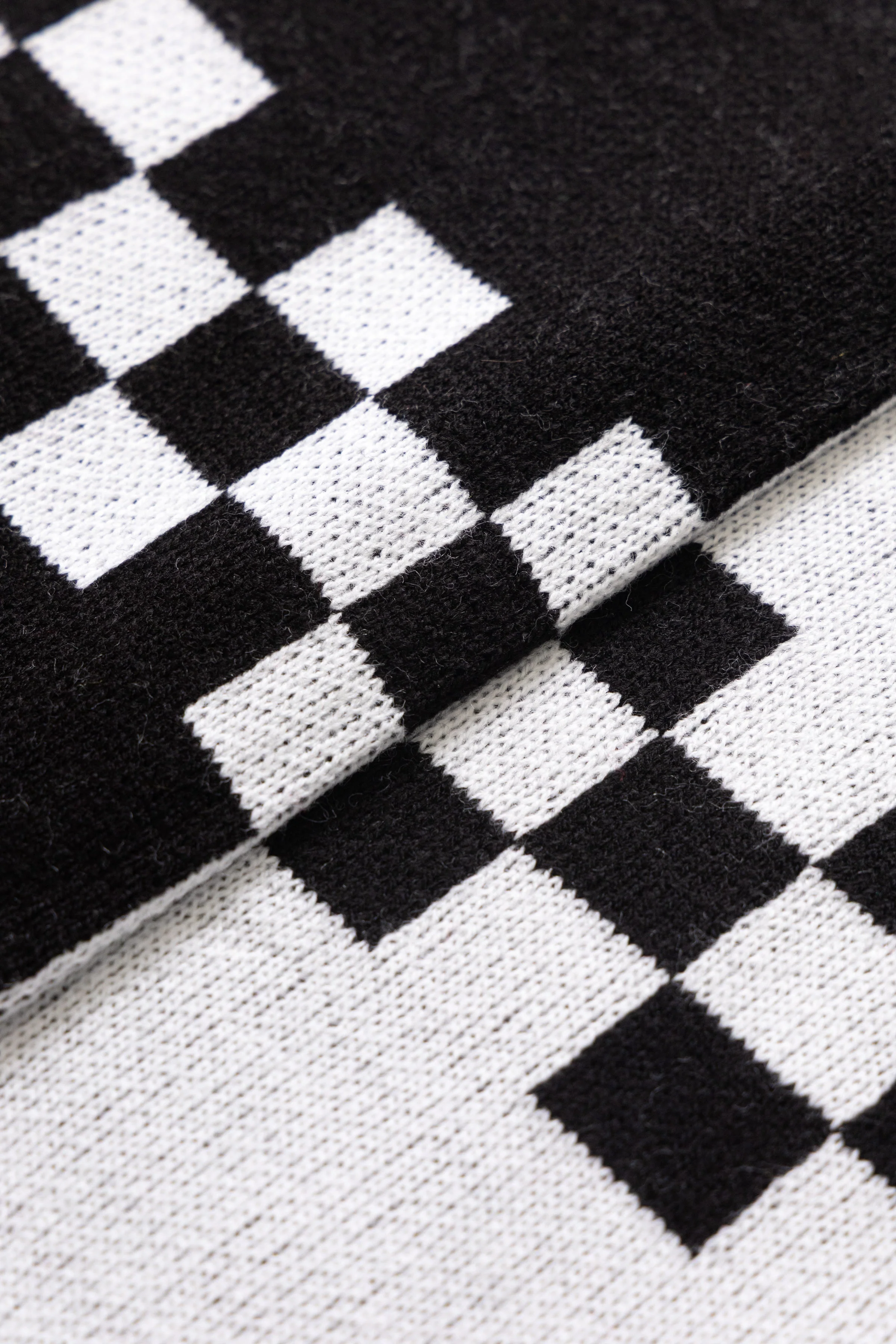 Service Works - Chase Scarf - Mono - Image 5