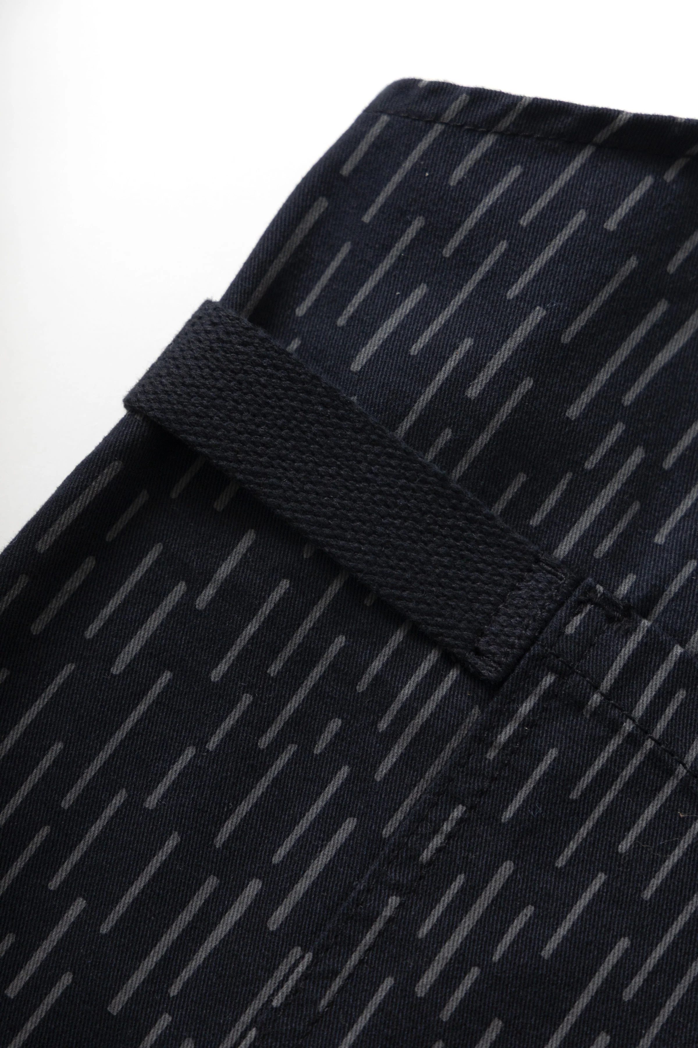 Service Works - Patterned Apron - Raindrop Mono - Image 4