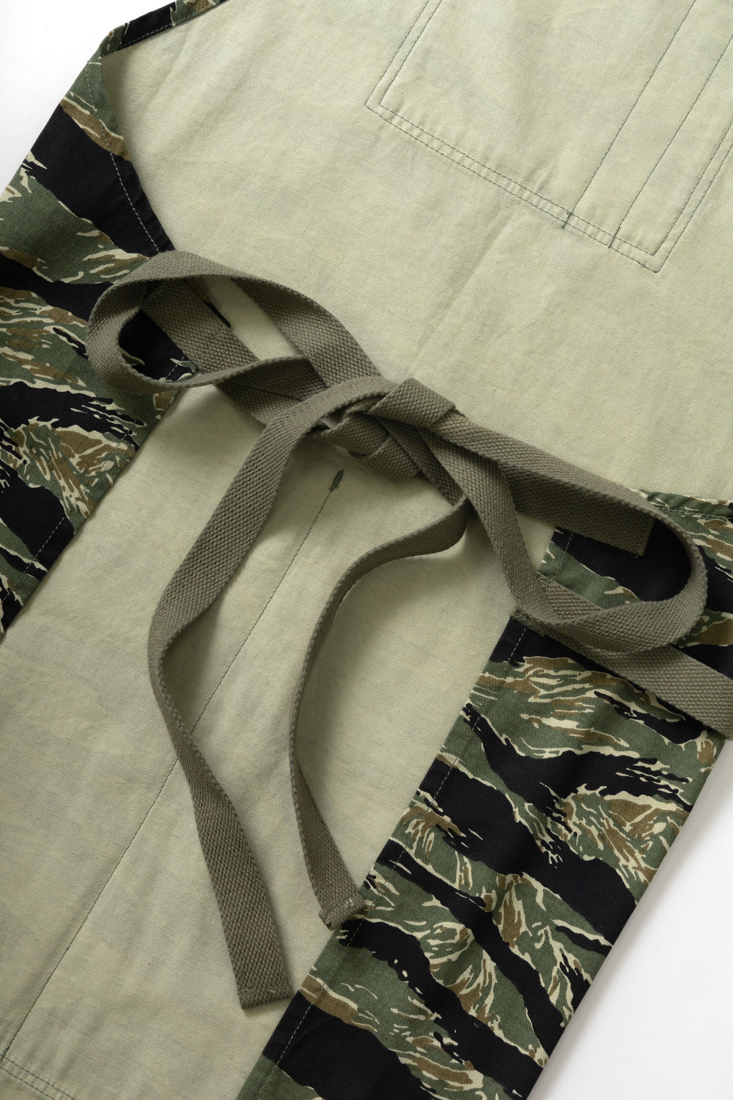 Service Works - Patterned Apron - Tiger Stripe - Image 6