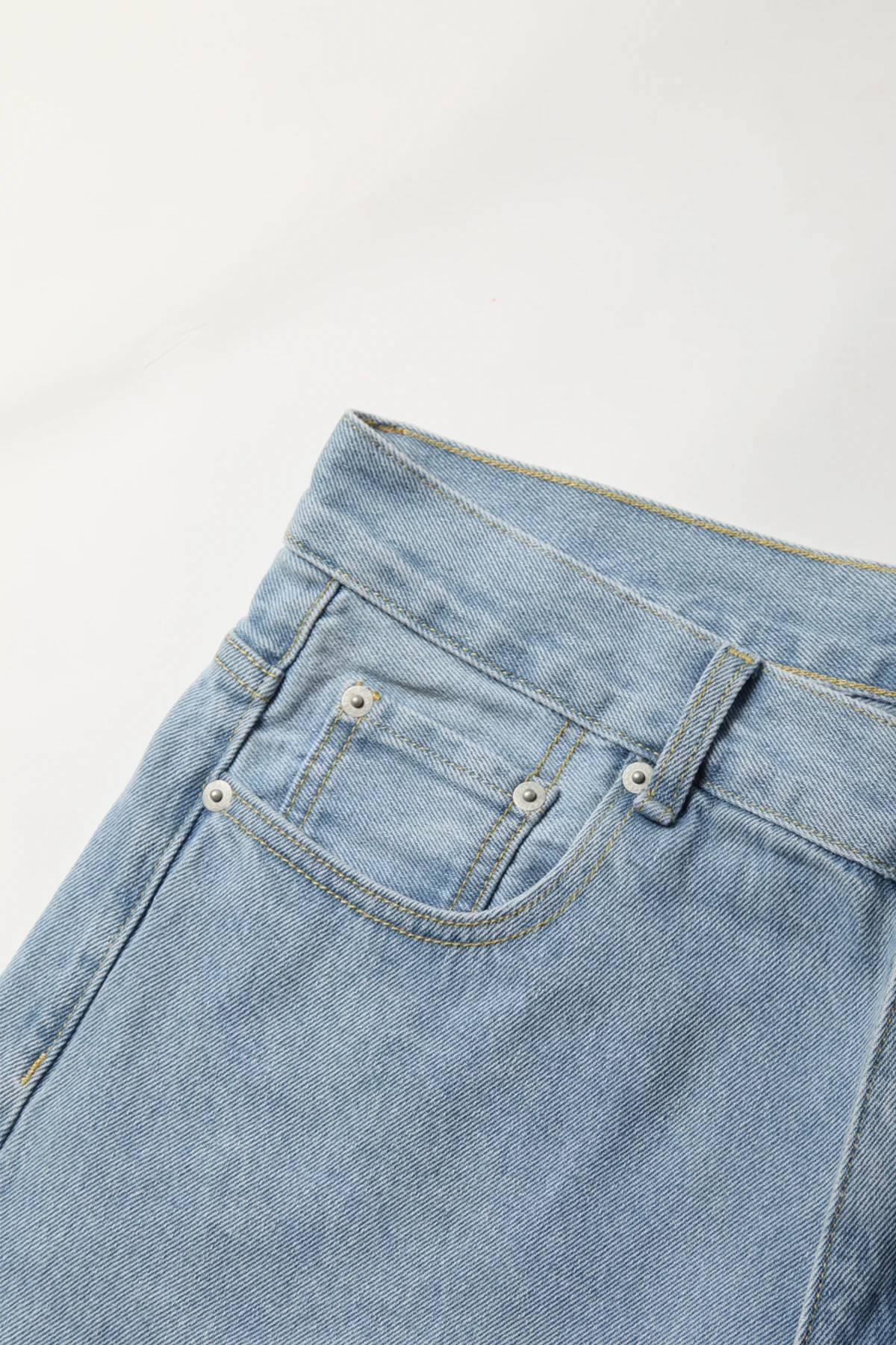 TRS - Washed Jeans - Light Blue - Image 4