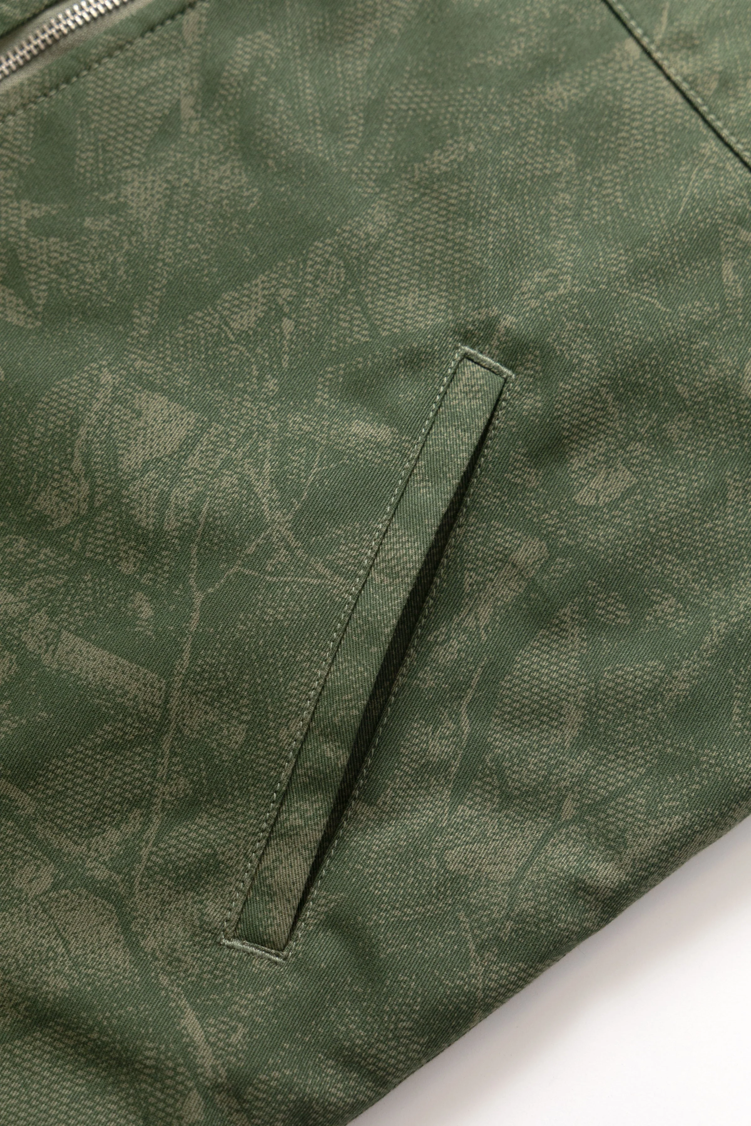 Service Works - Xerox Camo Padded Work Vest - Olive - Image 4